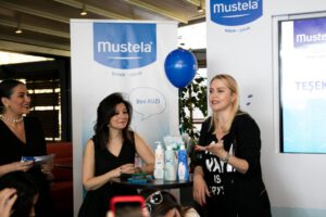 mustela