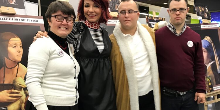 EylemBeranveIZEVGencleri