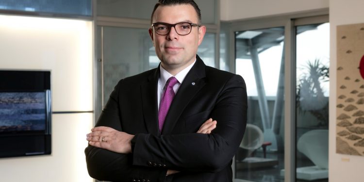 Abdi İbrahim’den sağlıkta sosyal inovasyon için dev adım: İyileştiren Fikirler Yarışması