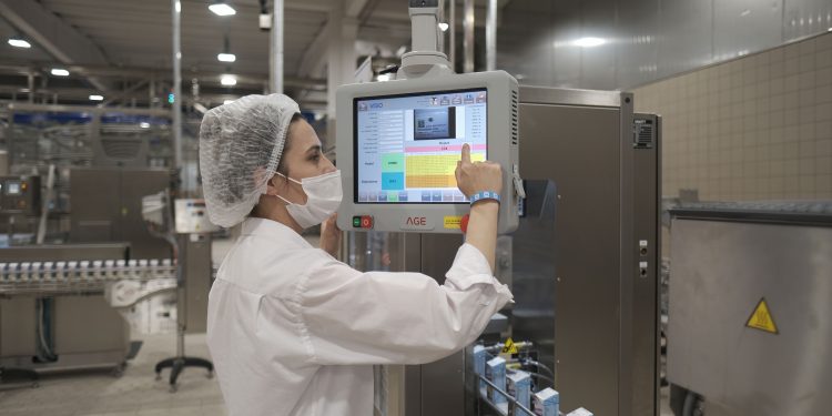 Abbott’un Türkiye’de ürettiği bilimsel beslenme ürünleri eczanelerde