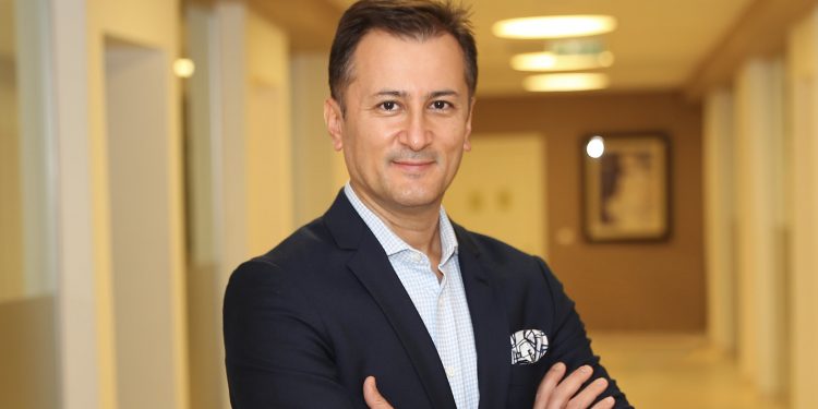 Kolajen destek ürünleri varisler ve toplar damar sağlığı için faydalı