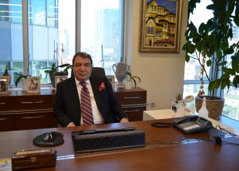 “Türkiye ilaç sanayisinin gelişmesi için yerli ilaç sanayisine destek verilmeli”