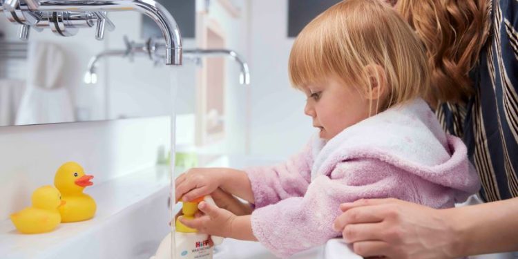 HİPP’TEN SEVİMLİ EL VE YÜZ YIKAMA KÖPÜĞÜ