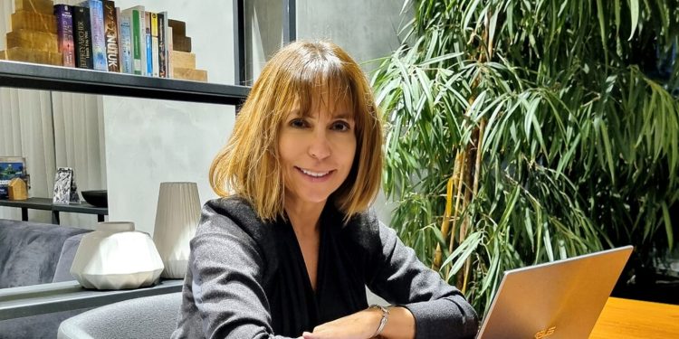 Yalnız ekipleri yetiştirmiyor, yetenekleri de yönetiyoruz