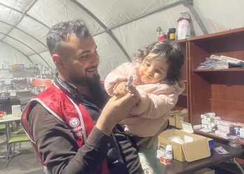 Sahra Eczanesinde 32 Gün…