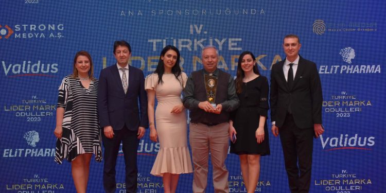 Elit Pharma’nın Validus Markası, Yılın Lider Takviye Edici Gıda Ürünleri Markası Ödülü’nü Aldı