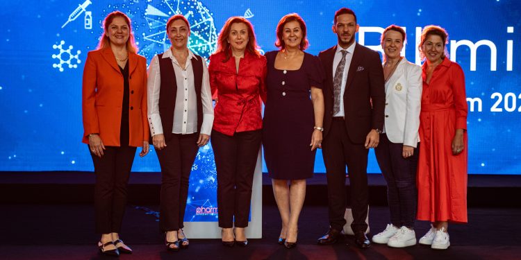 “BİLİMİN E HALİ” YOĞUN İLGİYLE GERÇEKLEŞTİRİLDİ