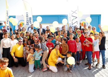 Depremzede çocuklara Sarı Destek