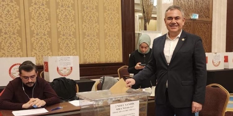 Arman Üney güven tazeledi