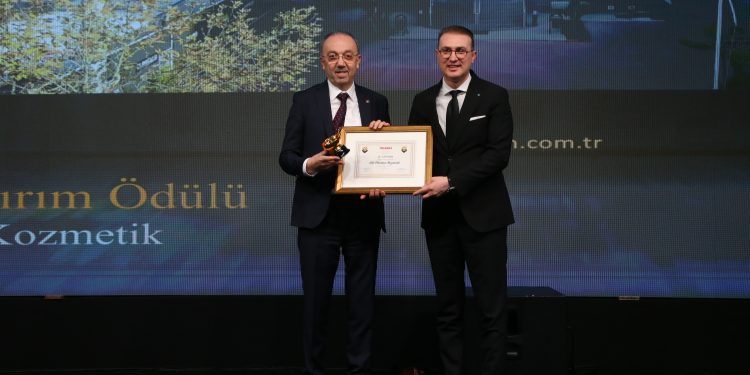 Elit Pharma’ya Üretim Yatırım Ödülü