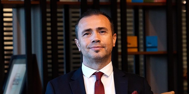 Cronos Pharma: Sağlıklı Yaşamın Sürdürülebilirliğine Yönelik Gıda Takviyesi Ürünleri Üretiyor