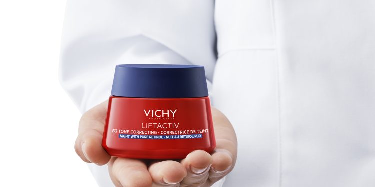 Vichy’den Leke Karşıtı Yeni Gece Bakımı