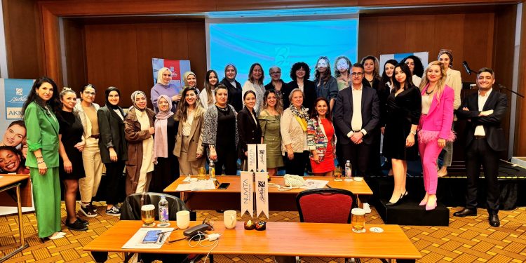 Nuvita İlaç’ın Türkiye Distribütörlüğünü Yürüttüğü İtalyan İş ortağı Bionike, İstanbul’da Eczacıları Ağırladı