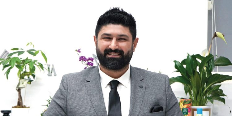 Onur Demirer, Santasya İlaç Satış ve Pazarlama Direktörü oldu