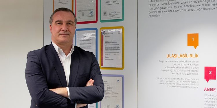 Lansinoh 40 yaşında, ilk günden itibaren annelerin yanında!
