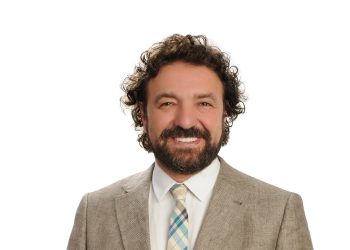 “Eczanelerde 10 farklı kategoride insanların bütünsel sağlıklarına yardımcı olacak güvenilir ürünler sunuyoruz”