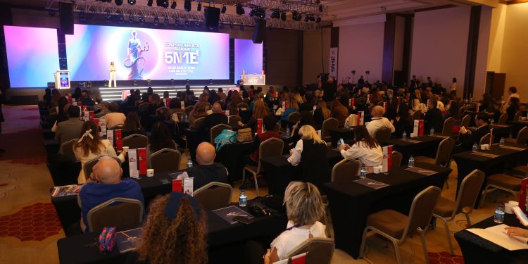 Etkin Eczacılık Derneği 11. Bilimsel Yıl Sonu Toplantısı Antalya’da gerçekleştirildi