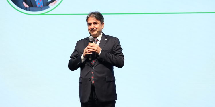 Alimoğlu: Dünyanın en bilinen ve güvenilen takviye edici gıda firmalarından biri olmayı hedefliyoruz