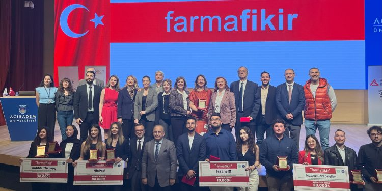 “FARMAFİKİR 8 İNOVASYON VE FİKİR YARIŞMASI” ÖDÜLLERİ SAHİPLERİNİ BULDU