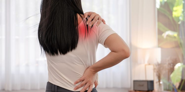 Fibromiyalji ile Yaşamak: Tanıdan Tedaviye Bilinçli Adımlar