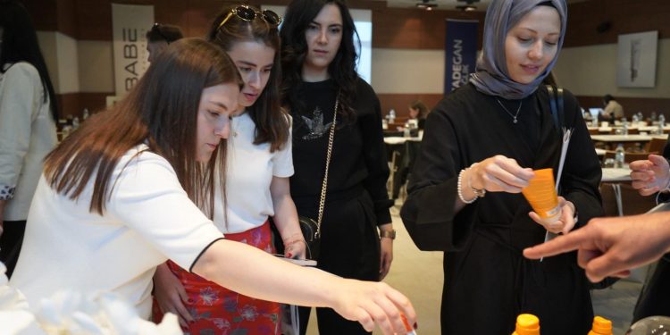 BABÉ Laboratorios’tan Cilt Sağlığına Adanmış Güneş Ürünleri Eğitimi