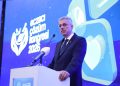 Memişoğlu: Eczacılar vatandaşımızla aramızdaki güven köprüsüdür